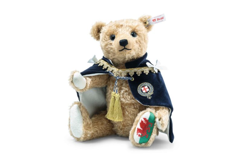 Steiff Prince William Teddy Bear 691638 Limited Edition